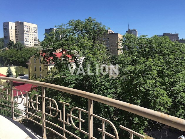 Продаж 3 кімнатної квартири вул.Тургенівська, 46/11 Шевченківський район