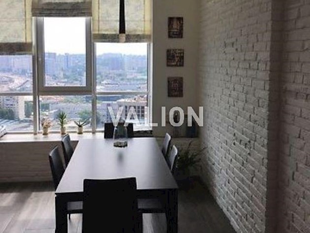 Продажа 3-к квартиры ул. Маккейна Джона 7