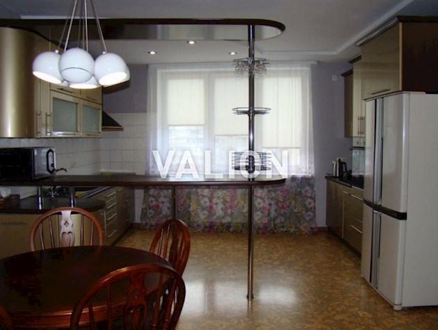 Продажа 3-х комнатной квартиры Ивасюка Владимира (Героев Сталинграда) просп. 47а