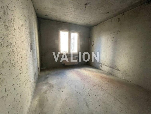 Продам 3-к кв у новому будинку по вул. Милославська, 18