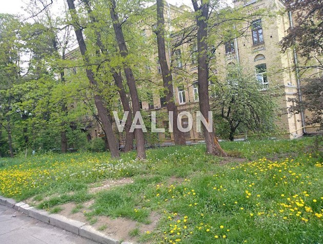 Продажа 2-комнатной квартиры по просп.Берестейский (Победы), 37