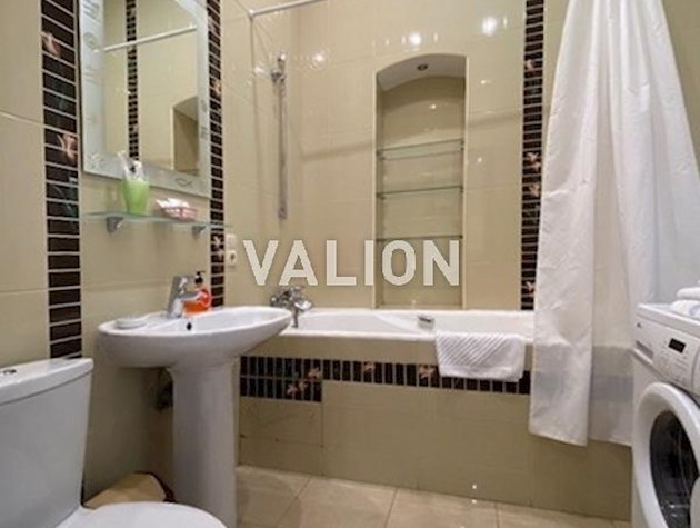 Продажа 3 комнатной квартиры по ул.Чикаленко Евгения (Пушкинская), 21. Центр, Золотые ворота, ремонт