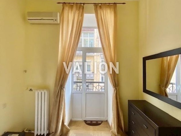 Продажа 3 комнатной квартиры по ул.Чикаленко Евгения (Пушкинская), 21. Центр, Золотые ворота, ремонт