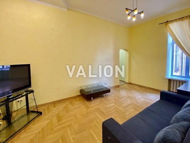 Продажа 3 комнатной квартиры по ул.Чикаленко Евгения (Пушкинская), 21. Центр, Золотые ворота, ремонт