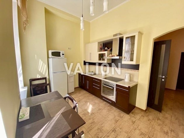 Продажа 3 комнатной квартиры по ул.Чикаленко Евгения (Пушкинская), 21. Центр, Золотые ворота, ремонт