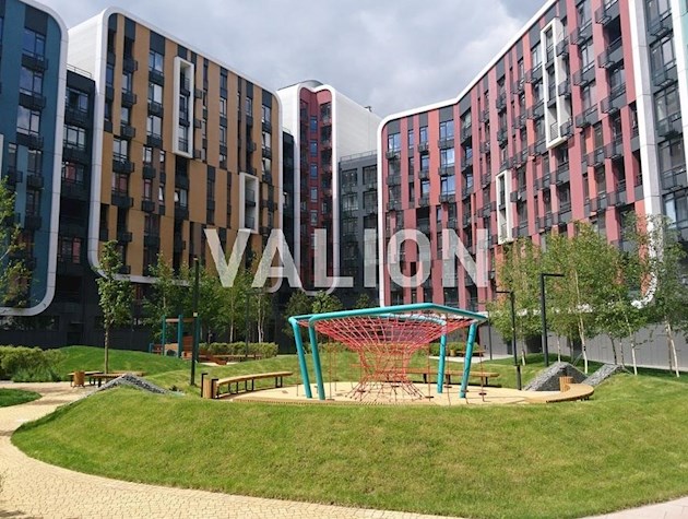 Продам 2-х комнатную квартиру со свежим ремонтом в ЖК Республика