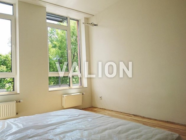 Продам 2-х комнатную квартиру со свежим ремонтом в ЖК Республика