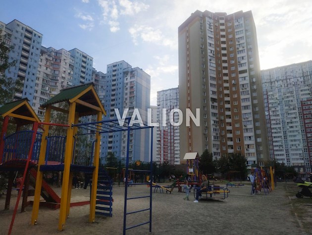 Продажа 1 к. квартиры по ул. Драгоманова 1к