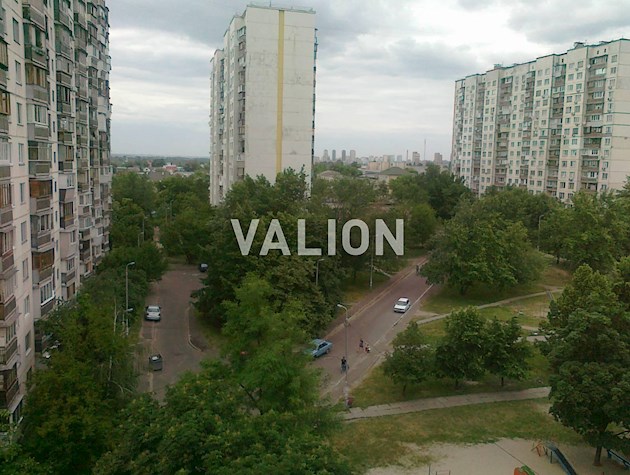 Продаж 3 кімнатної квартири, вул. Шептицького 24г, поруч з м.Лівобережна.