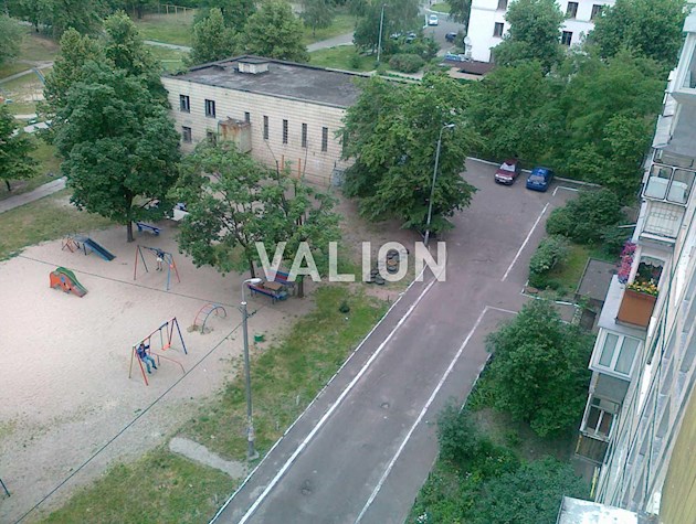 Продаж 3 кімнатної квартири, вул. Шептицького 24г, поруч з м.Лівобережна.