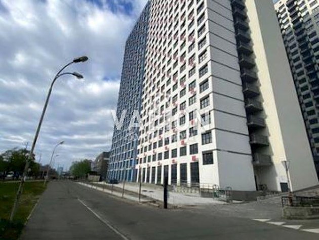 Продаж 2-к квартири вул. Крайня 1