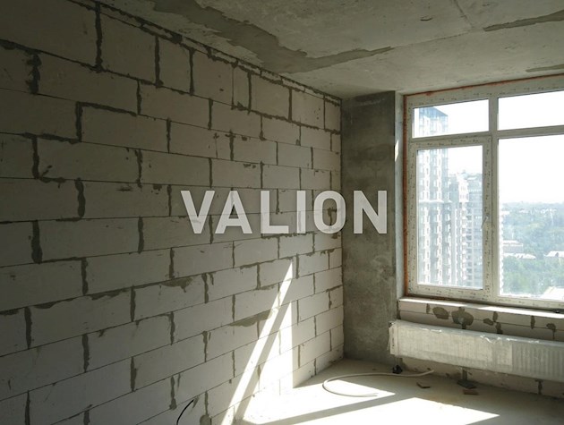 Продется трехкомнатная двухсторонняя квартира Бендукидзе ул. 2