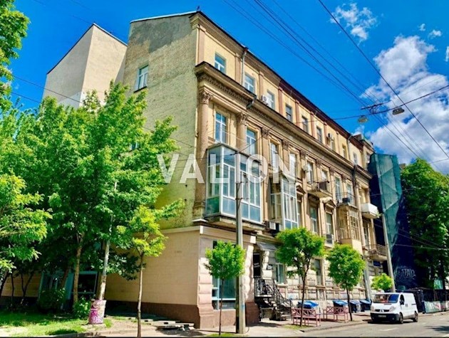 Продаж 2-кімнатної квартири вул. Велика Житомирська 34