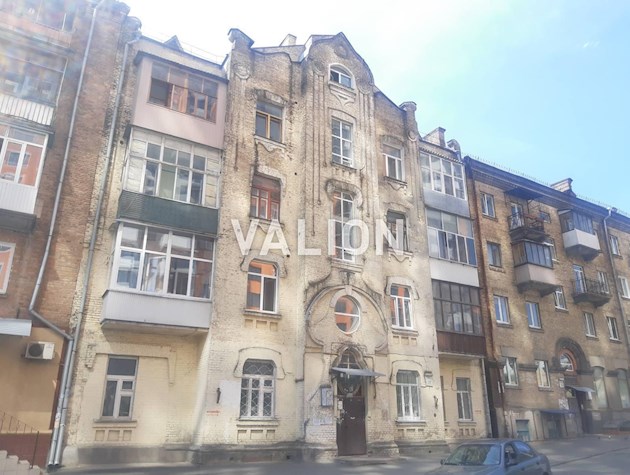 Продажа 4-к квартиры ул. Багговутовская 32