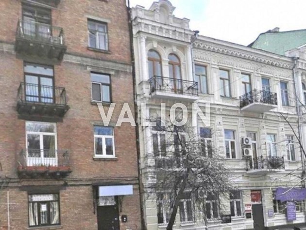 Продається 2-х кімнатна квартира Володимирська 65