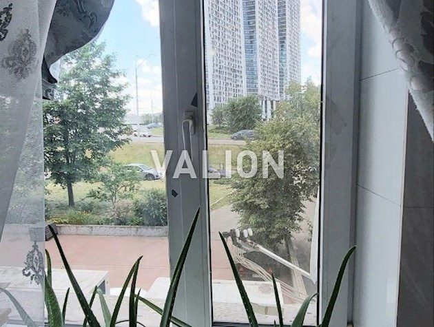 Продається 2к квартира за адресою просп.Берестейський (Перемоги), 9, Шевченківський район, Залізничний масив м. Київ.