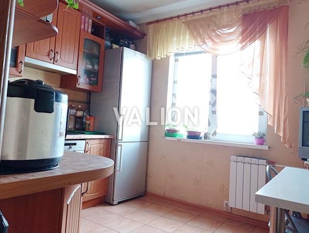 Продажа 2-комнатной квартиры по ул. Ревуцкого 4, Дарницкий р-н