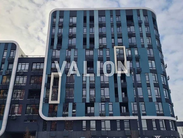 Продается 3-комнатная квартира в ЖК Республика