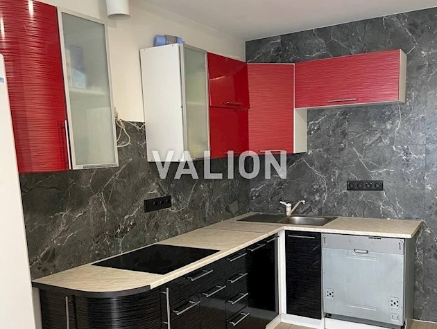 Продам 3к квартиру по вул.Калнишевського, 14 з новим дизайнерським євроремонтом.