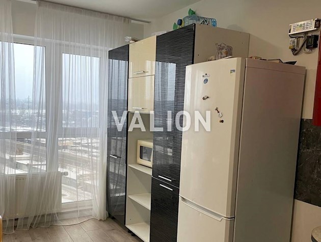 Продам 3к квартиру по вул.Калнишевського, 14 з новим дизайнерським євроремонтом.