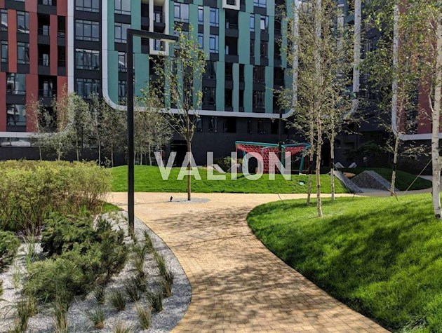 Продажа 3-комнатной квартиры в ЖК Республика