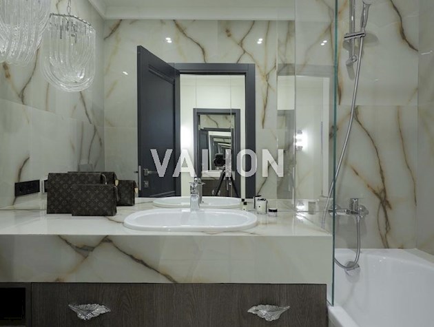 Продажа 3-комнатной квартиры в ЖК Республика