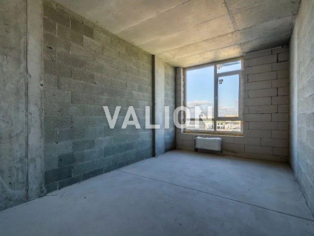 Продается 5-комнатная квартира в ЖК Республика