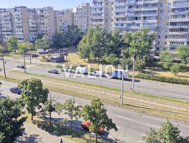 Продається 3-х кімнатна квартира 69.7м2, Дарницький р-н, вул Тростянецька