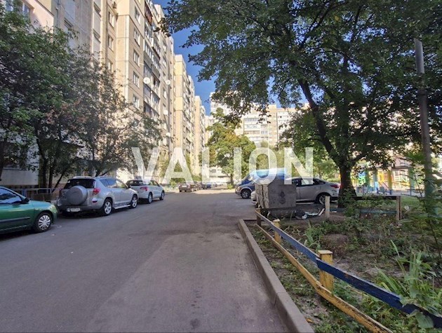 Продається 3-х кімнатна квартира 69.7м2, Дарницький р-н, вул Тростянецька