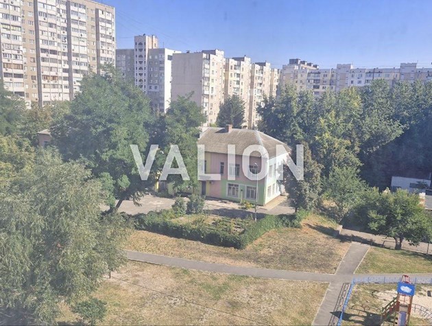 Продається 3-х кімнатна квартира 69.7м2, Дарницький р-н, вул Тростянецька