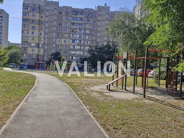 Продається 3-х кімнатна квартира 69.7м2, Дарницький р-н, вул Тростянецька