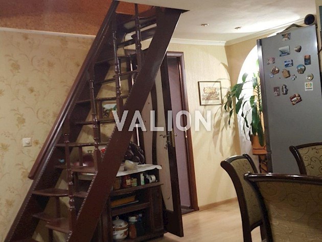 Продаж 5-кімн. квартири 140 м2, вул., Мала Житомирська, 18