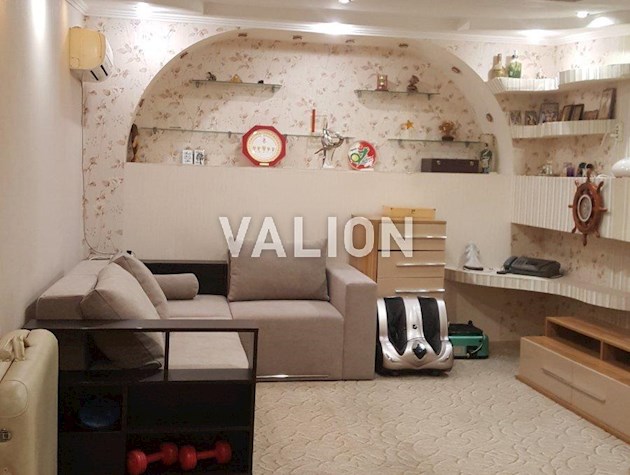 Продаж 5-кімн. квартири 140 м2, вул., Мала Житомирська, 18