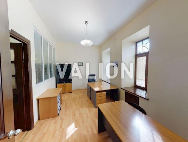 Продаж 6 кімн квартири під офіс, вул. Саксаганського 58в, центр, Голосіївський район.