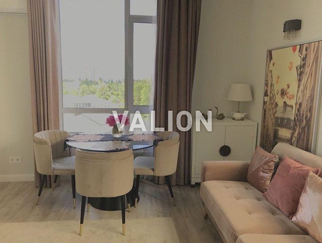 Продается 3-комнатная квартира в ЖК Республика