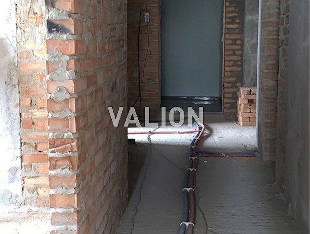 Продажа 3 комнатной квартиры в ЖК Статус Град