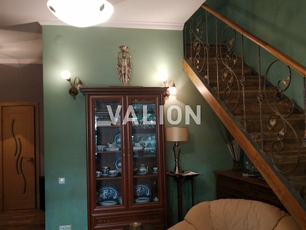 Продаж Історичний Поділ 4 кімнатна квартира вул. Щекавицька 44