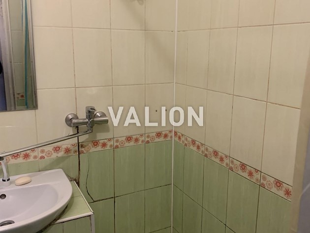 Продается 5-комнатная двухуровневая квартира, ул.Прорезная,18/1г.