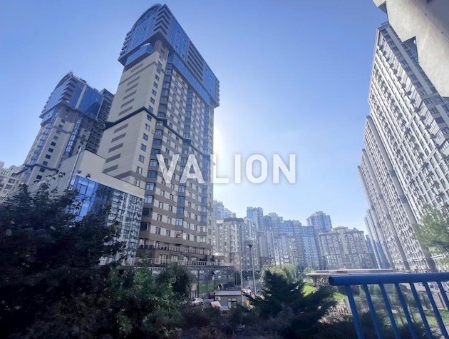 Продажа 3-комнатной квартиры в ЖК Delmar Драгомирова, 14а