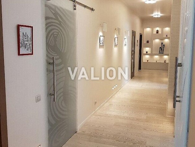 Продажа 4-комнатной квартиры по ул.Коперника, 11