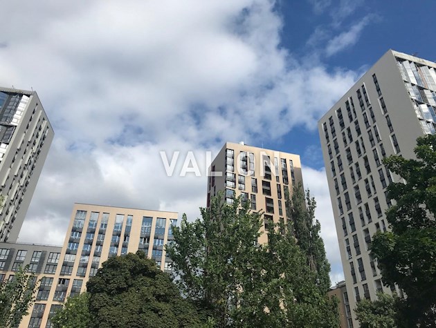 Продаж 3-кімнатної квартири 166 кв.м в з терасою в ЖК Тайм. Центр. Вокзальна.