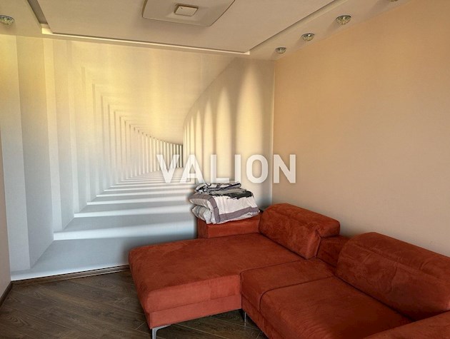 Продається 4-х кімнатна квартира, Дніпровський район, Регенераторна 4, ЖК Комфорт Таун, дизайнерський ремонт