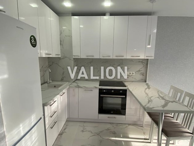 Продажа 2к.квартиры Ликоград Перфект Таун, ул. Максимовича, 32а м. Васильковская