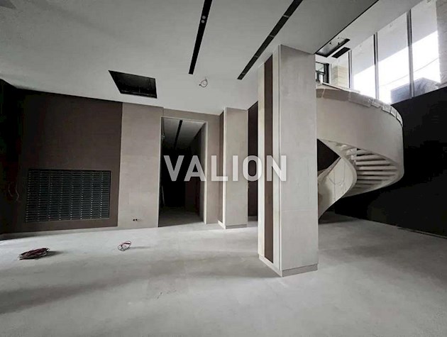 ЖК Камертон 89м2 + тераса 100м2 по вулиці Річна, 4, в будинку бізнес-класу