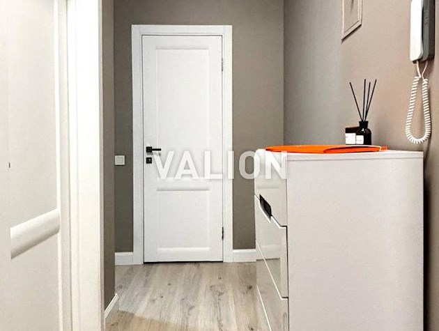 Продажа 1к квартиры без комиссии. Печерский район, ул. Дорошенко (Чигорина) 16.