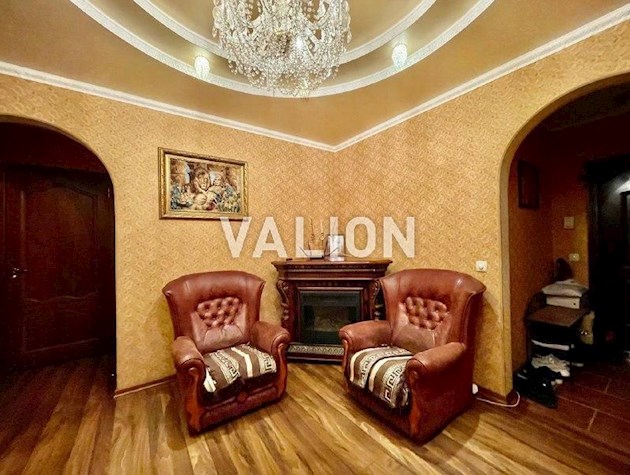 Продажа 3-к квартири ул. Радунская 9