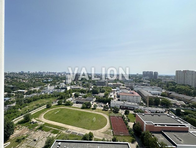 Продается видовая 1-к квартира в жилом комплексе Новая Англия ул. Максимовича (Трутенко) 24 дом Ньюкасл.