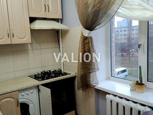 Продается квартира на Кирилловская (Фрунзе) ул. 122/1