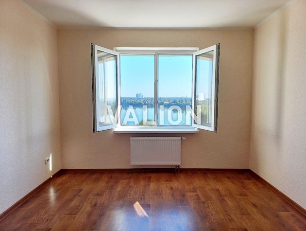 Продажа видовой 2к квартиры с ремонтом в ЖК Ревуцкий м.Харьковская