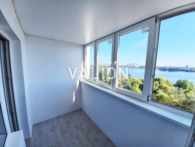 Продажа видовой 2к квартиры с ремонтом в ЖК Ревуцкий м.Харьковская